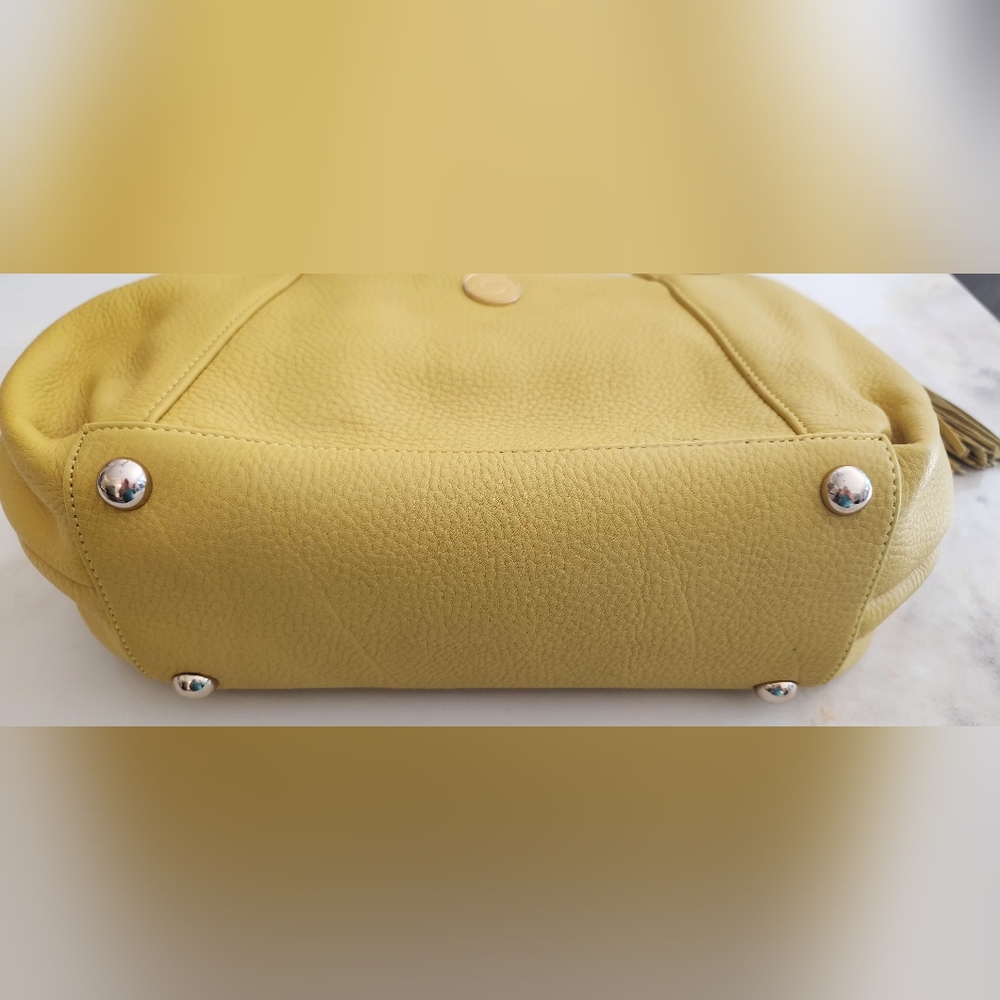 Isaac Mizrahi Yellow Handbag. Perfect Summer Color! - Picture 7 of 15